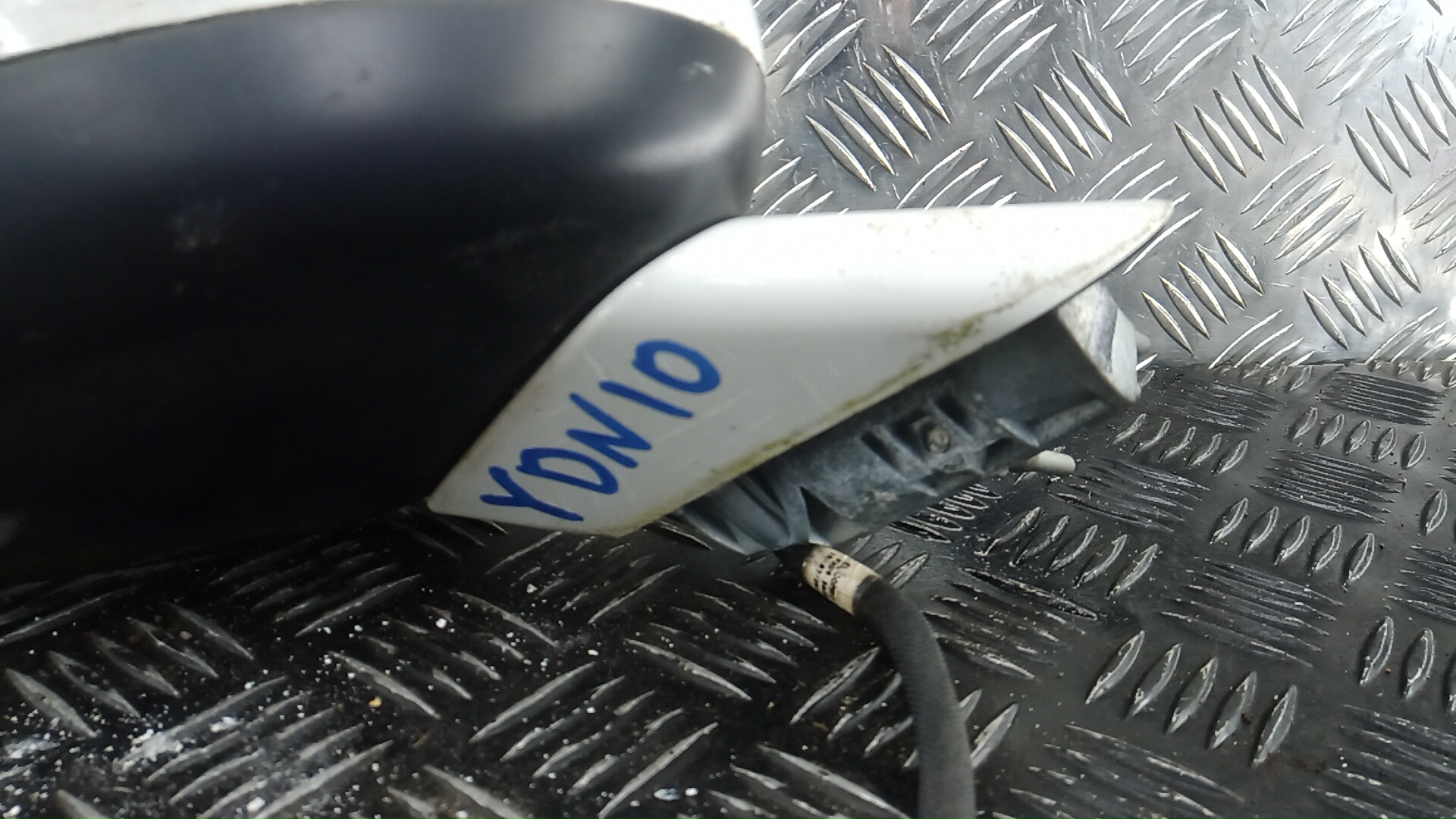 Зеркало правое электрическое