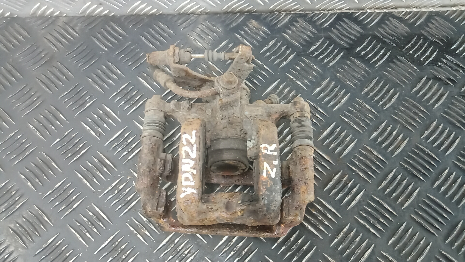 Суппорт задний правый