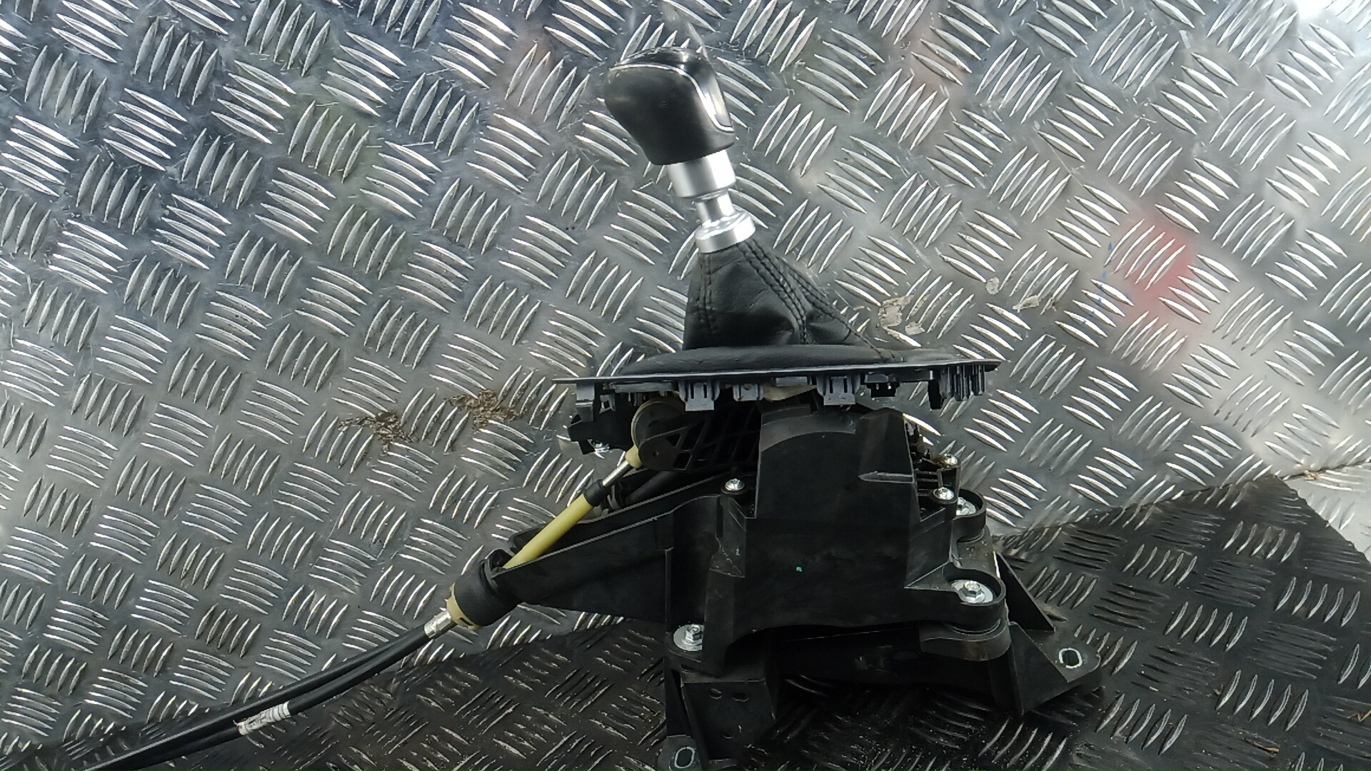 Кулиса МКПП / АКПП