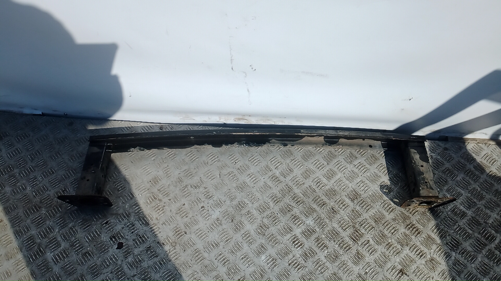 Кронштейн усилителя переднего бампера