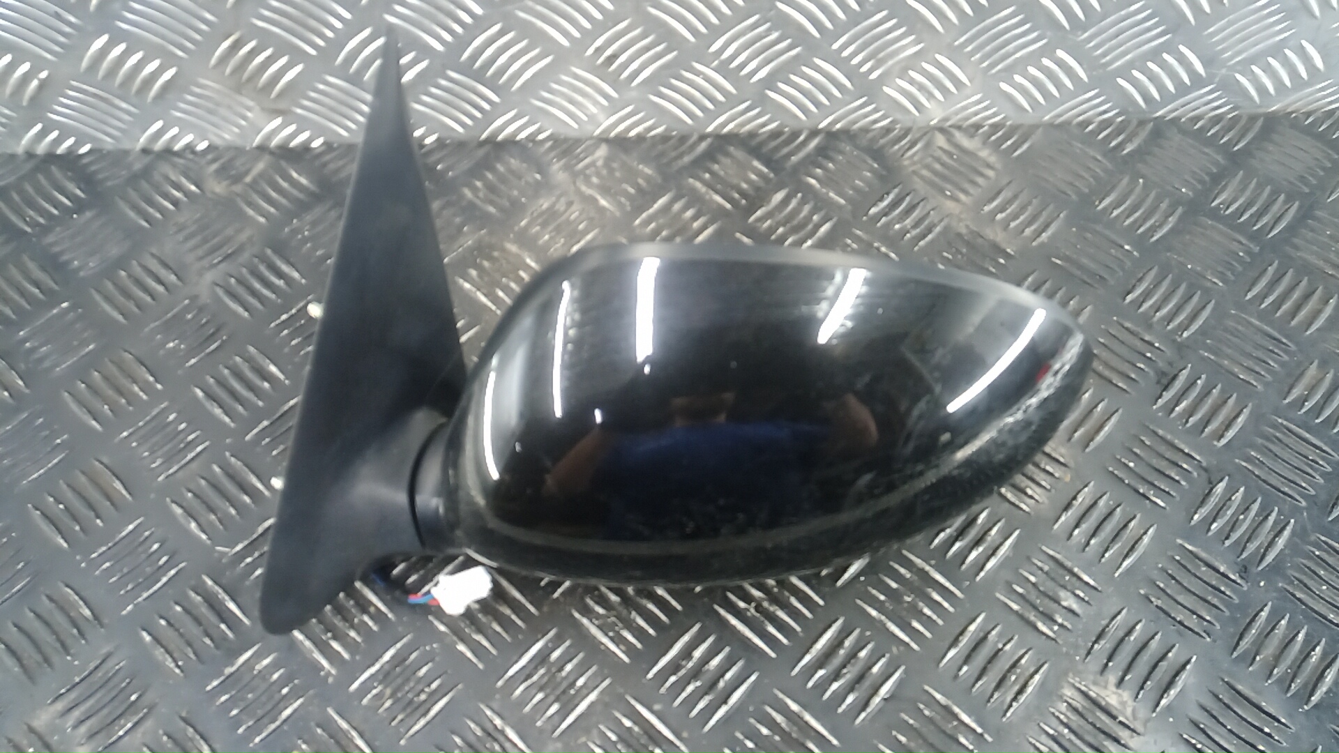 Зеркало левое электрическое