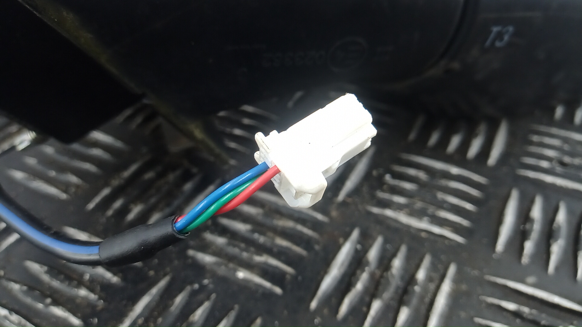 Зеркало левое электрическое