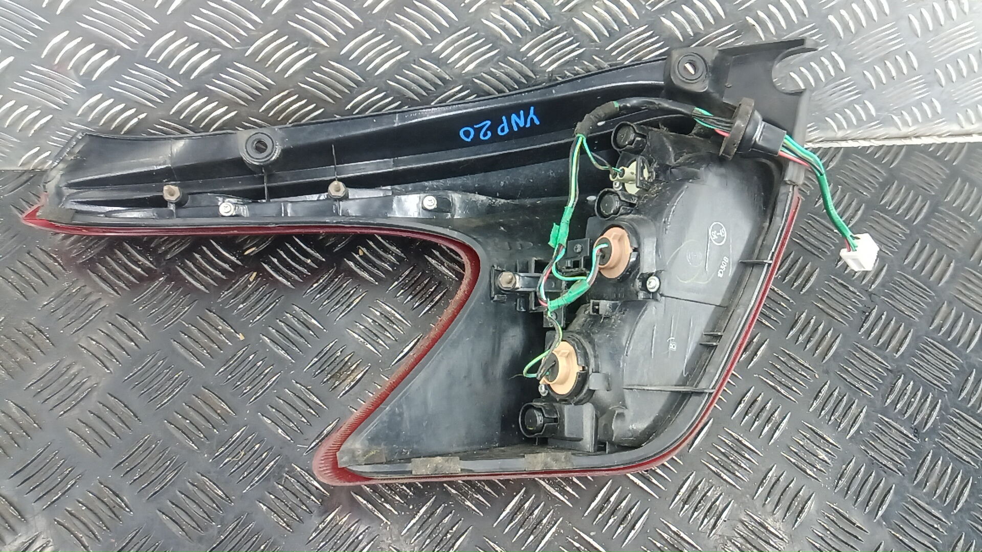 Фонарь задний правый