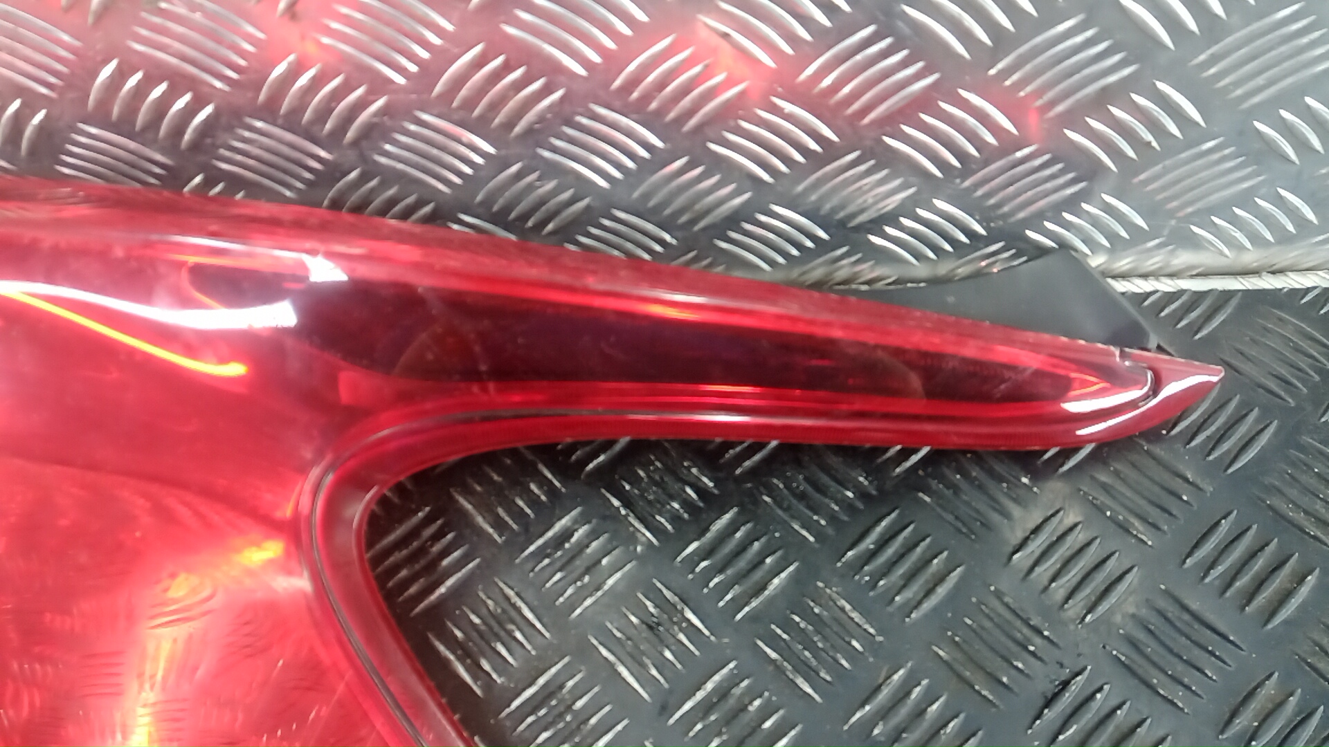 Фонарь задний правый