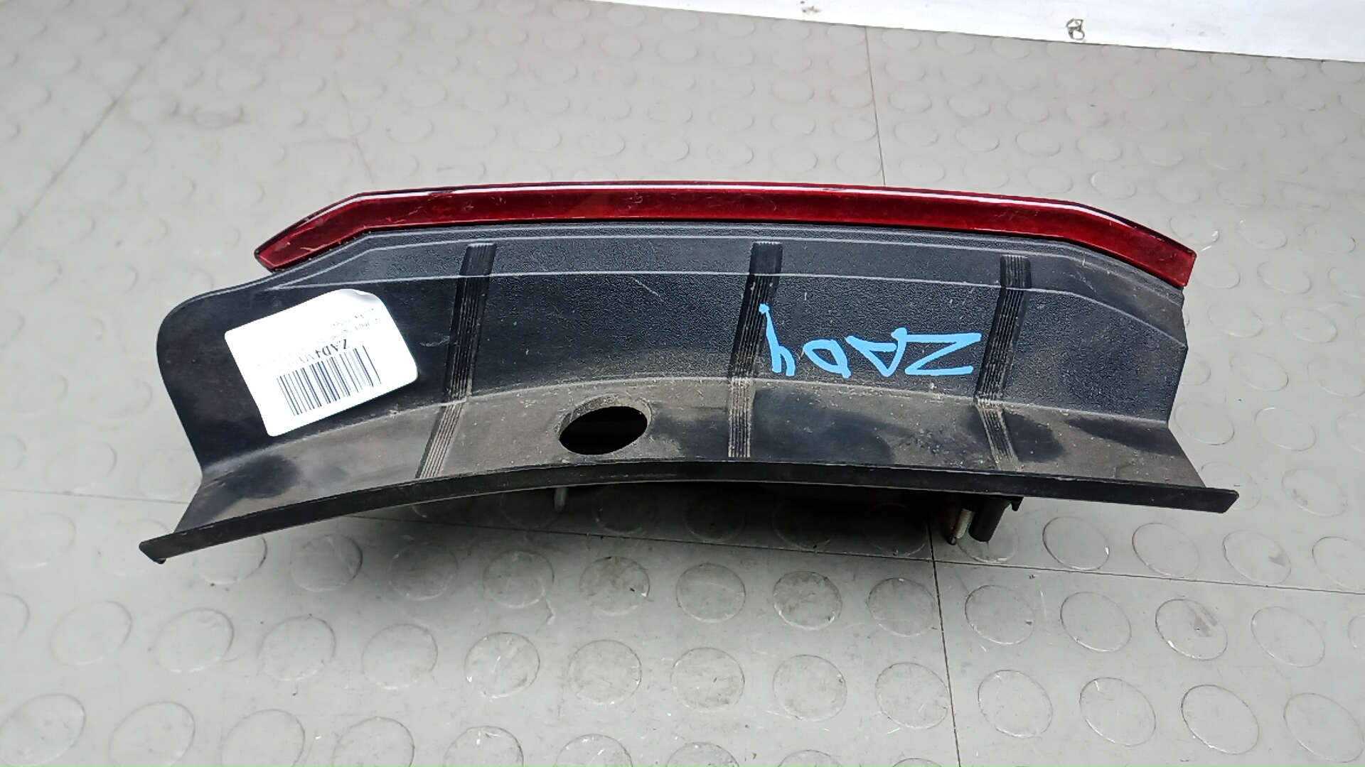 Фонарь задний правый