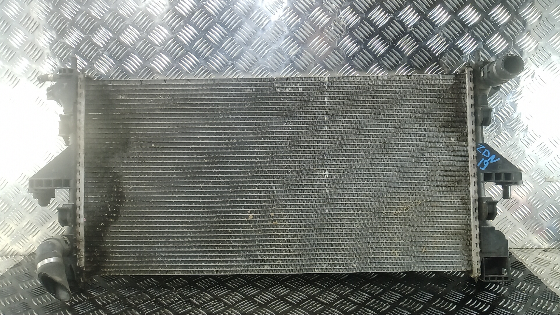 Радиатор охлаждения двигателя основной