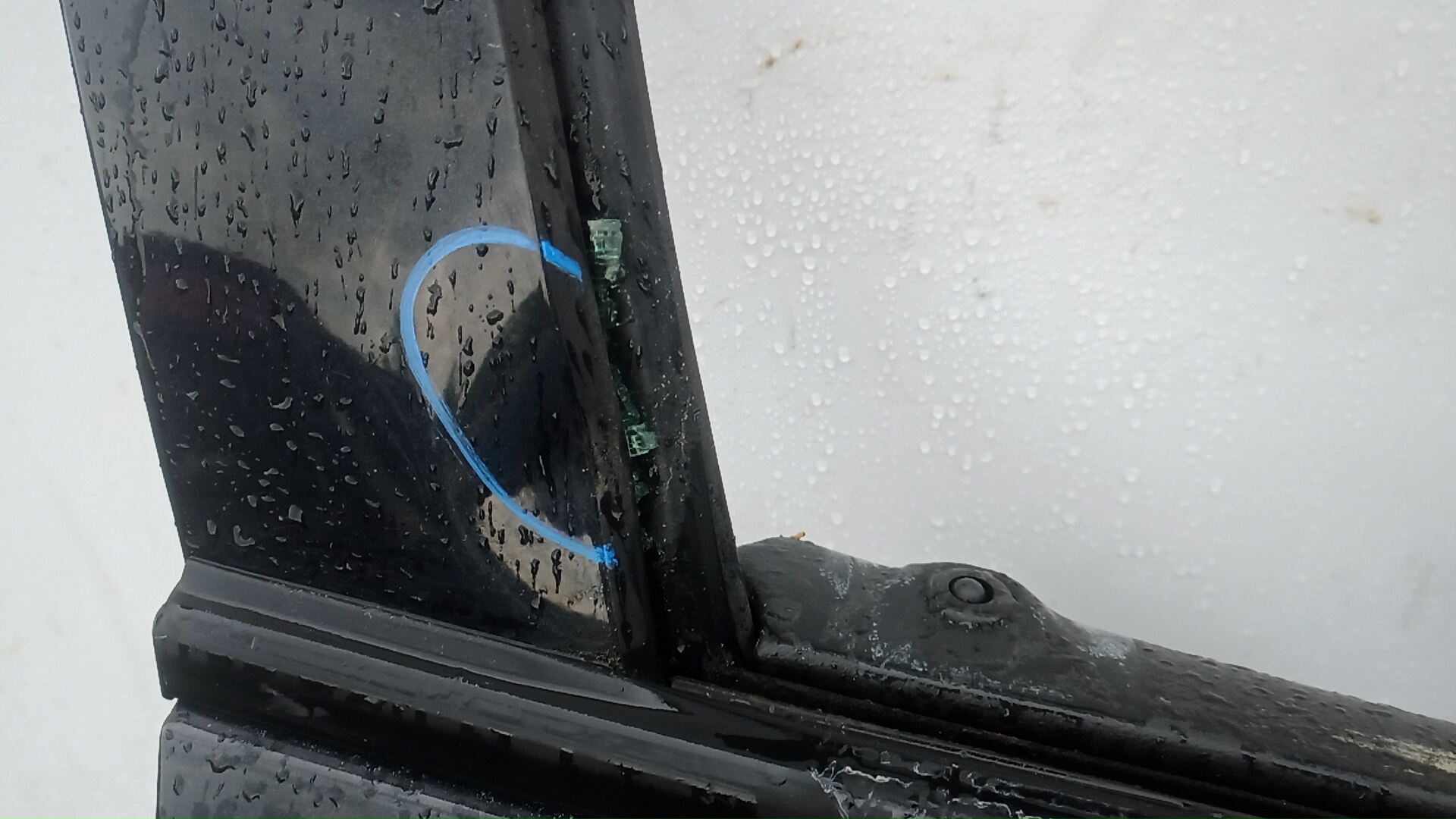 Дверь передняя правая