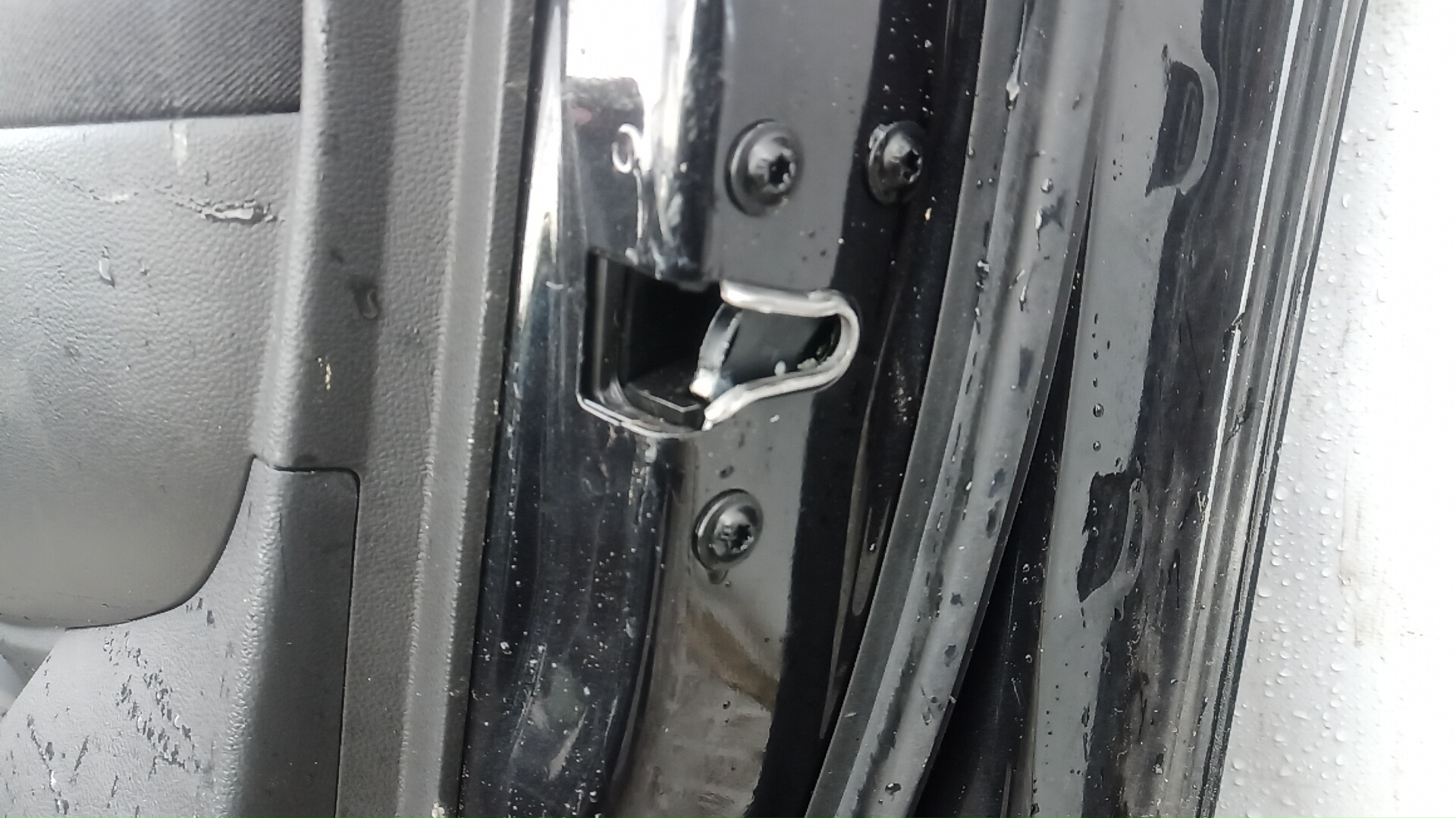 Дверь передняя правая