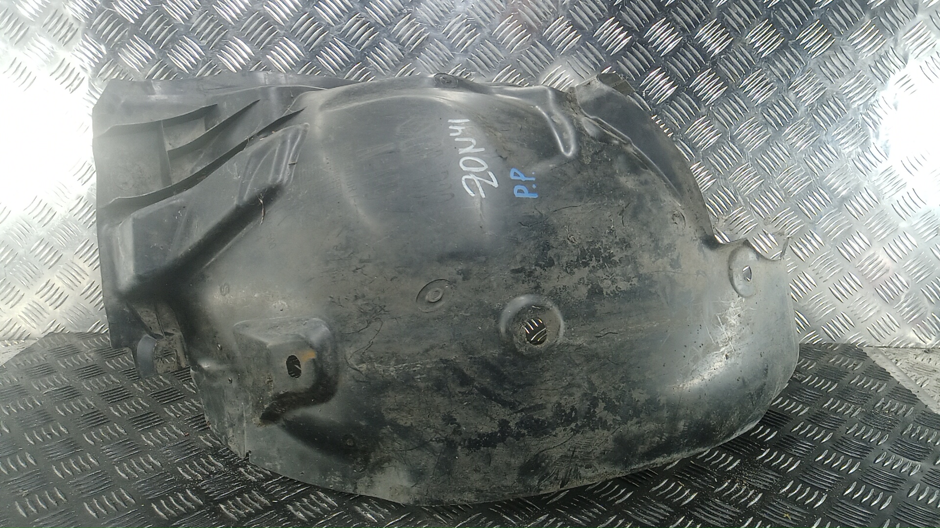 Локер передний правый