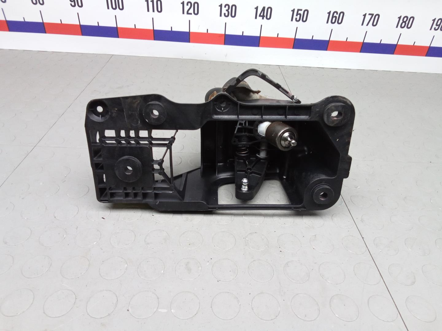 Кулиса МКПП / АКПП