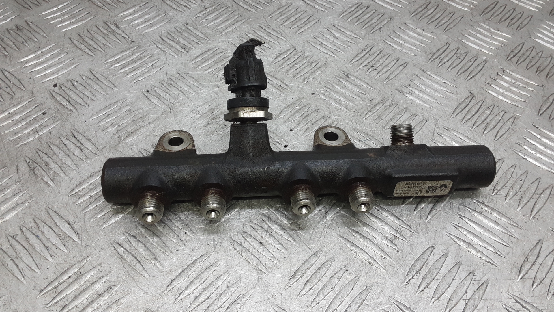 Рейка топливная (рампа)