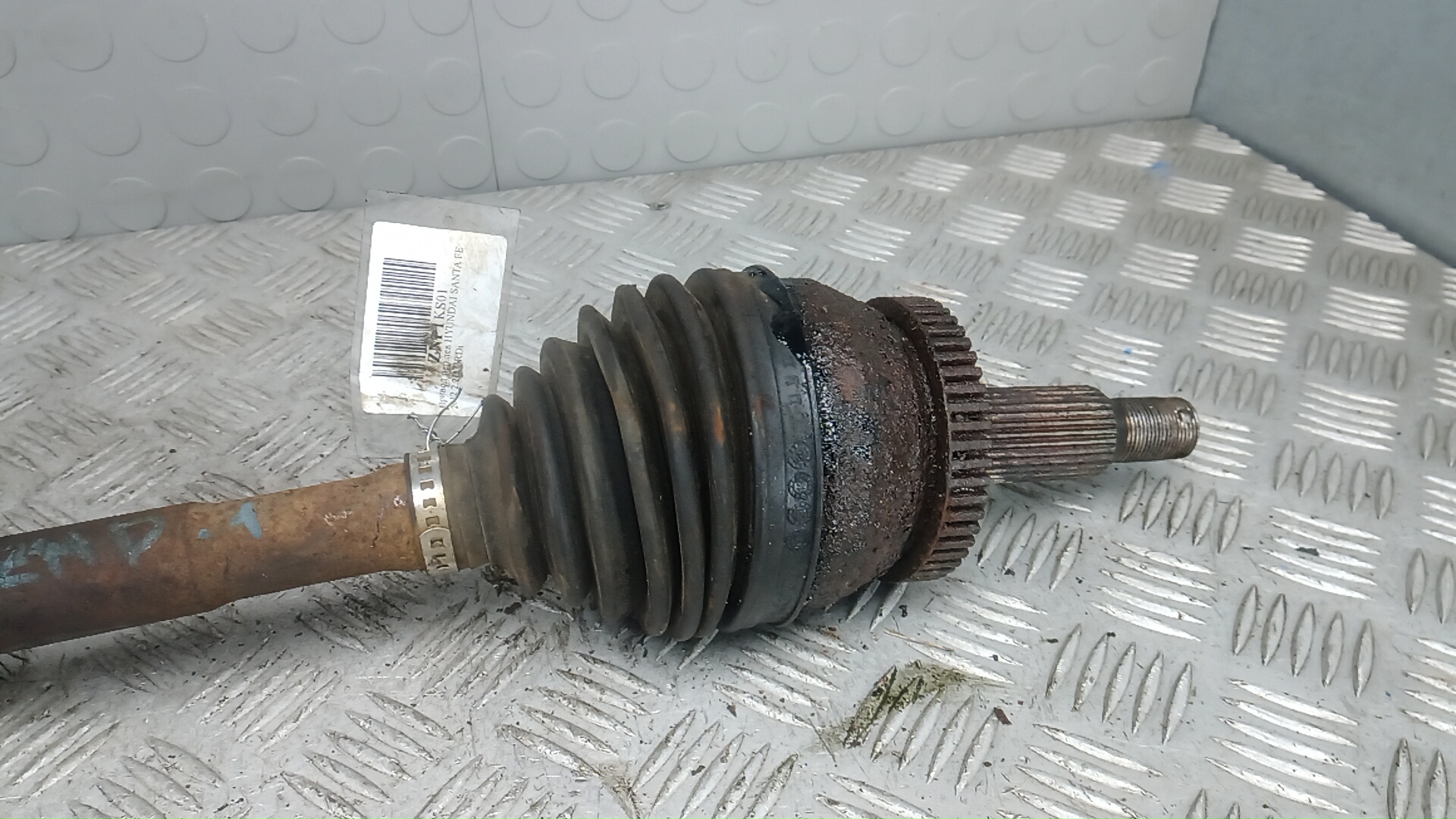 Полуось передняя левая