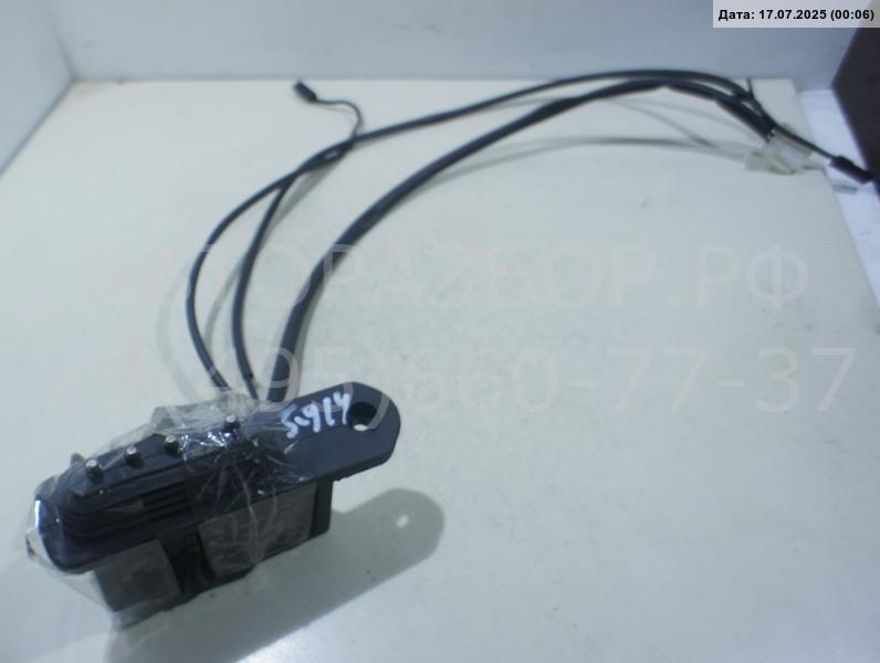 Замок багажника