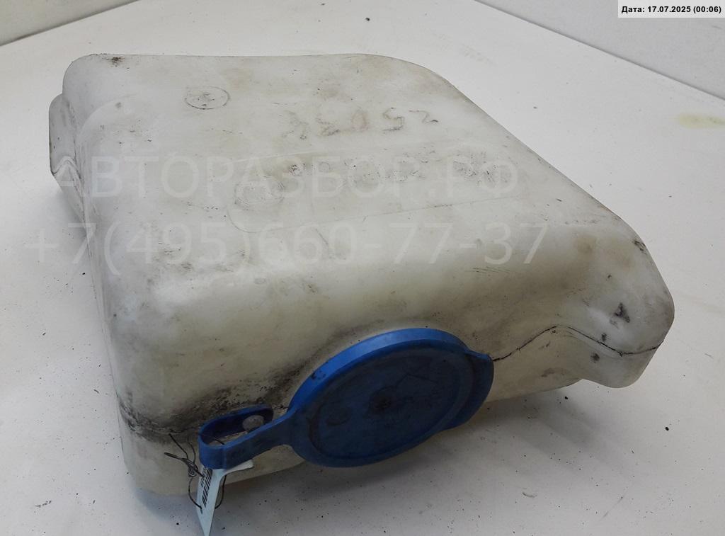 Бачок омывателя лобового стекла