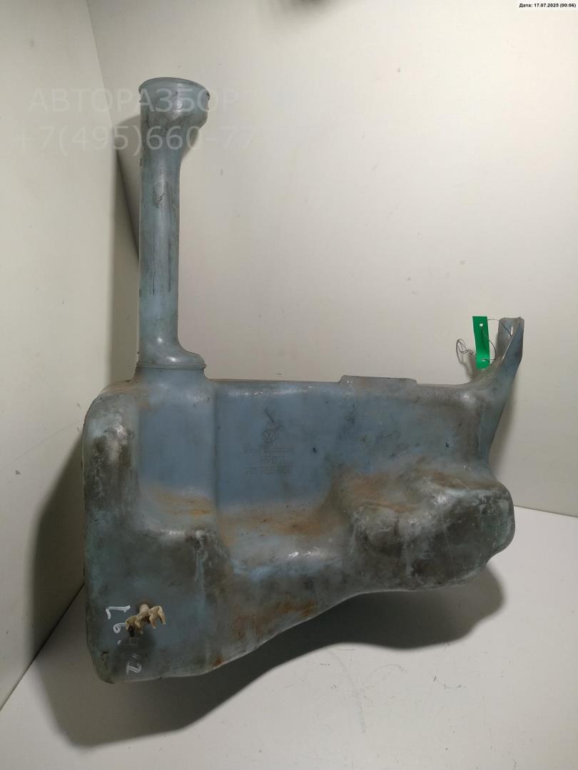 Бачок омывателя лобового стекла