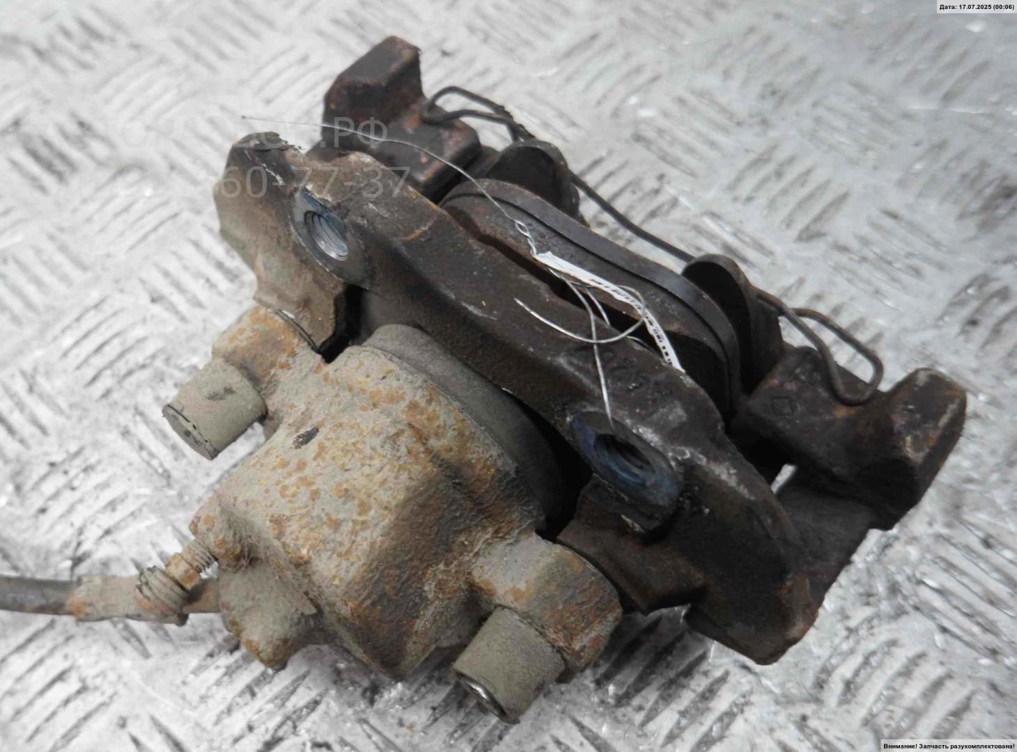 Суппорт передний правый