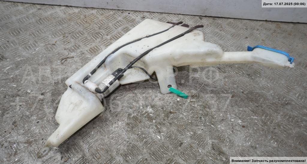 Бачок омывателя лобового стекла