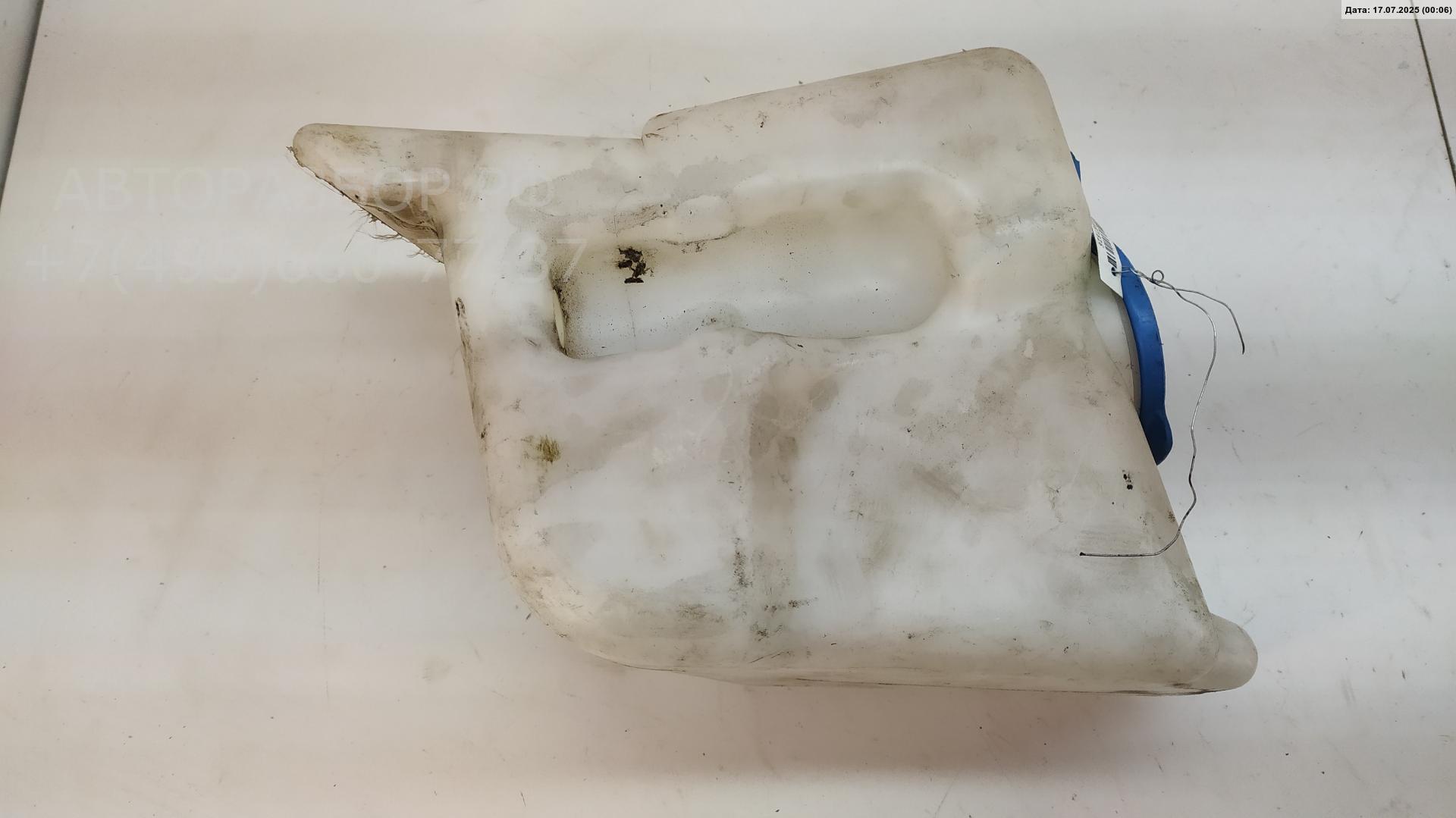 Бачок омывателя лобового стекла