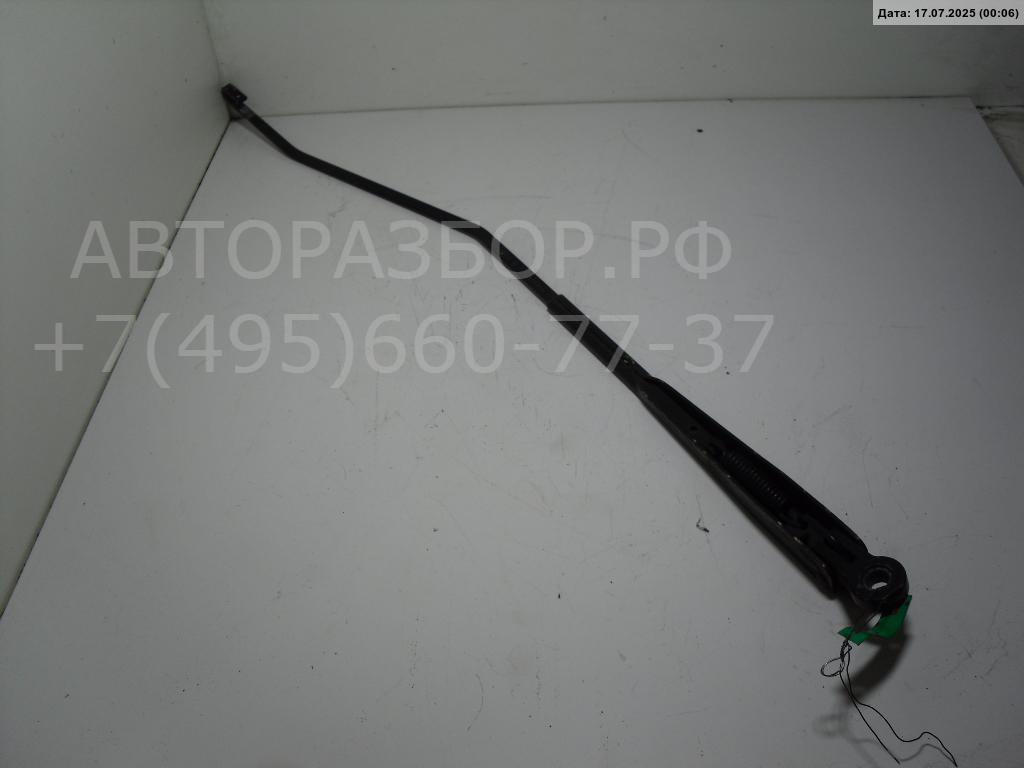 Поводок стеклоочистителя передний правый
