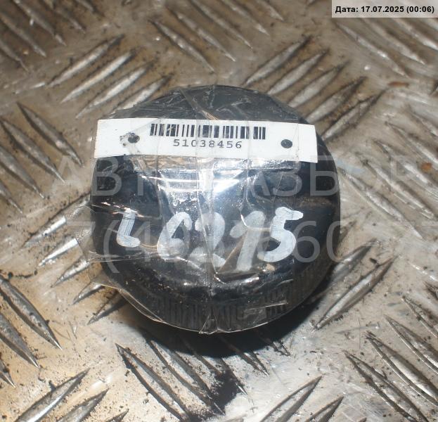 Крышка топливного бака