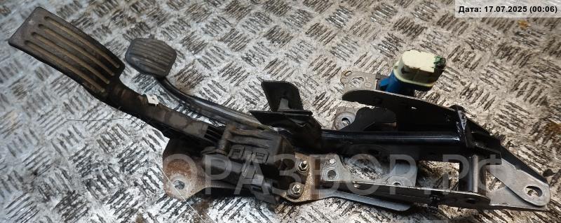 Педаль газа