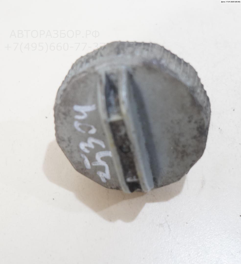 Крышка топливного бака