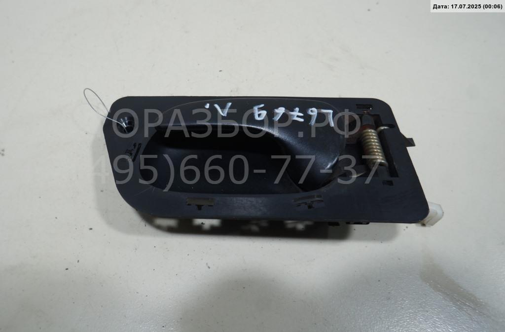 Ручка двери передней внутренняя левая