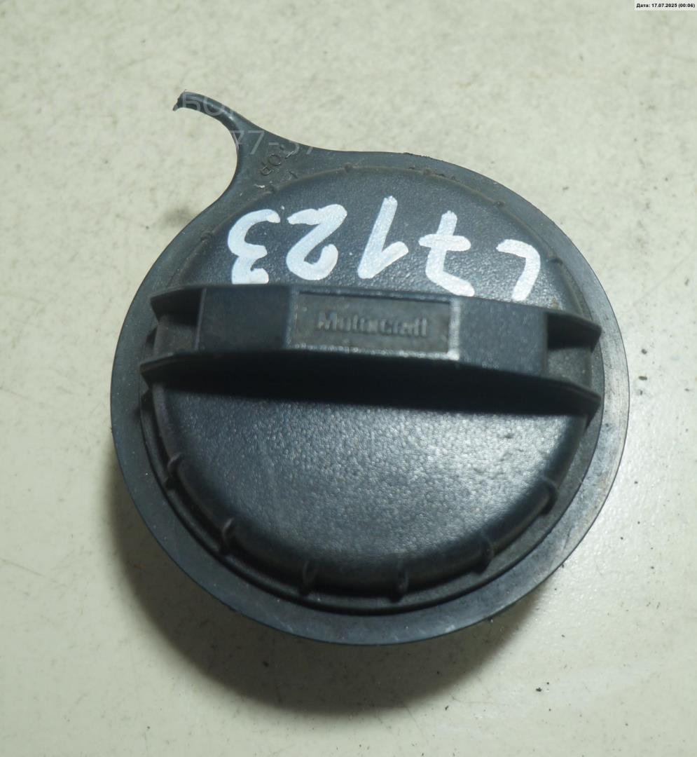 Крышка топливного бака