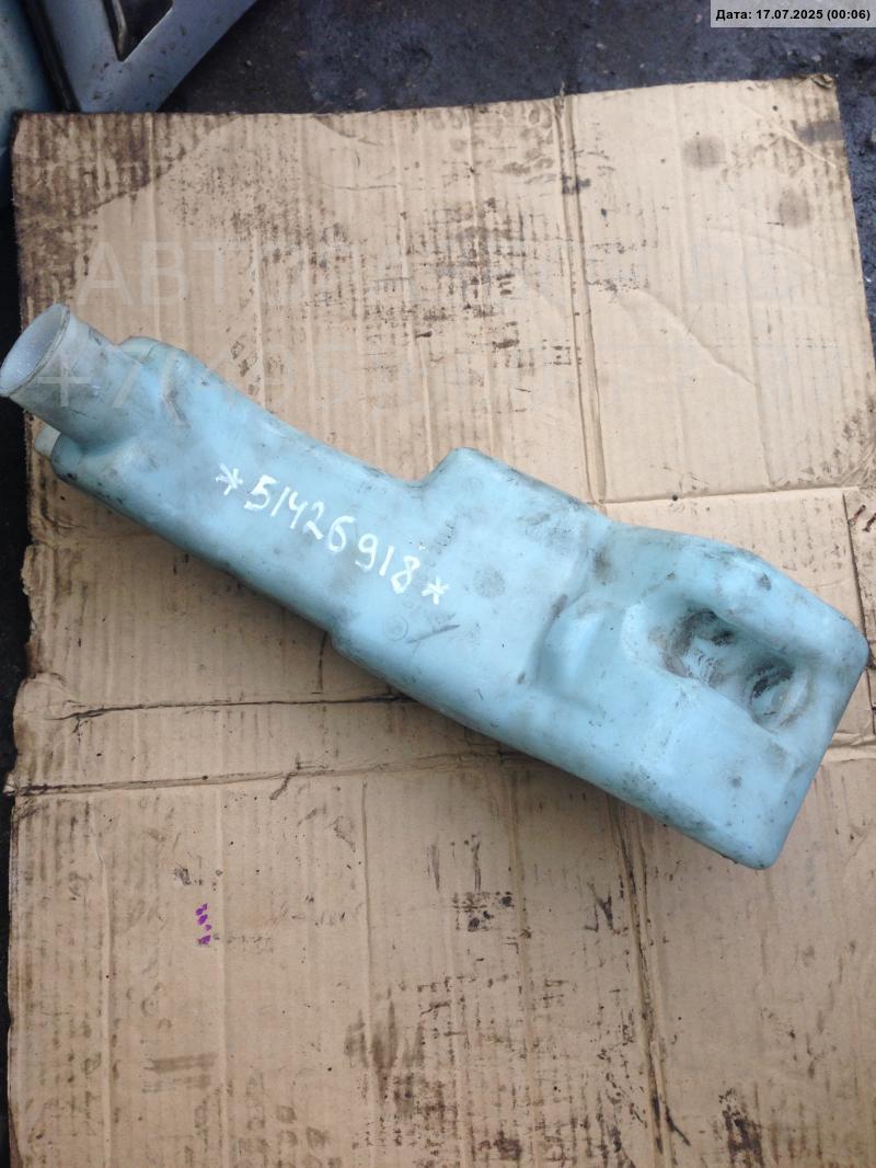 Бачок омывателя лобового стекла