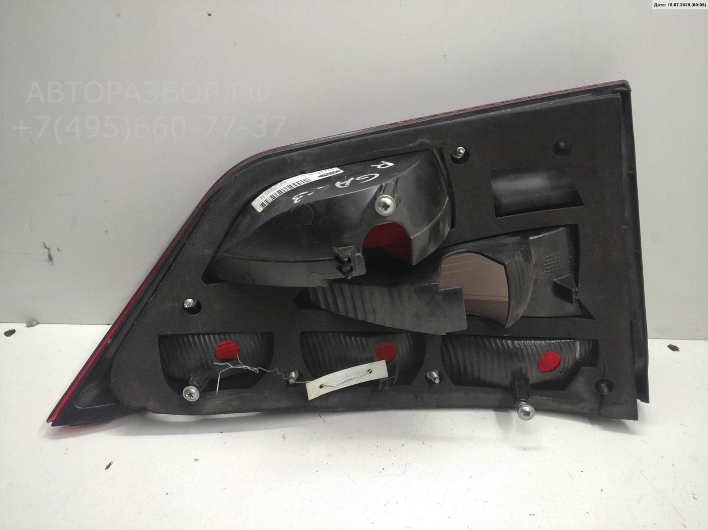 Фонарь задний правый