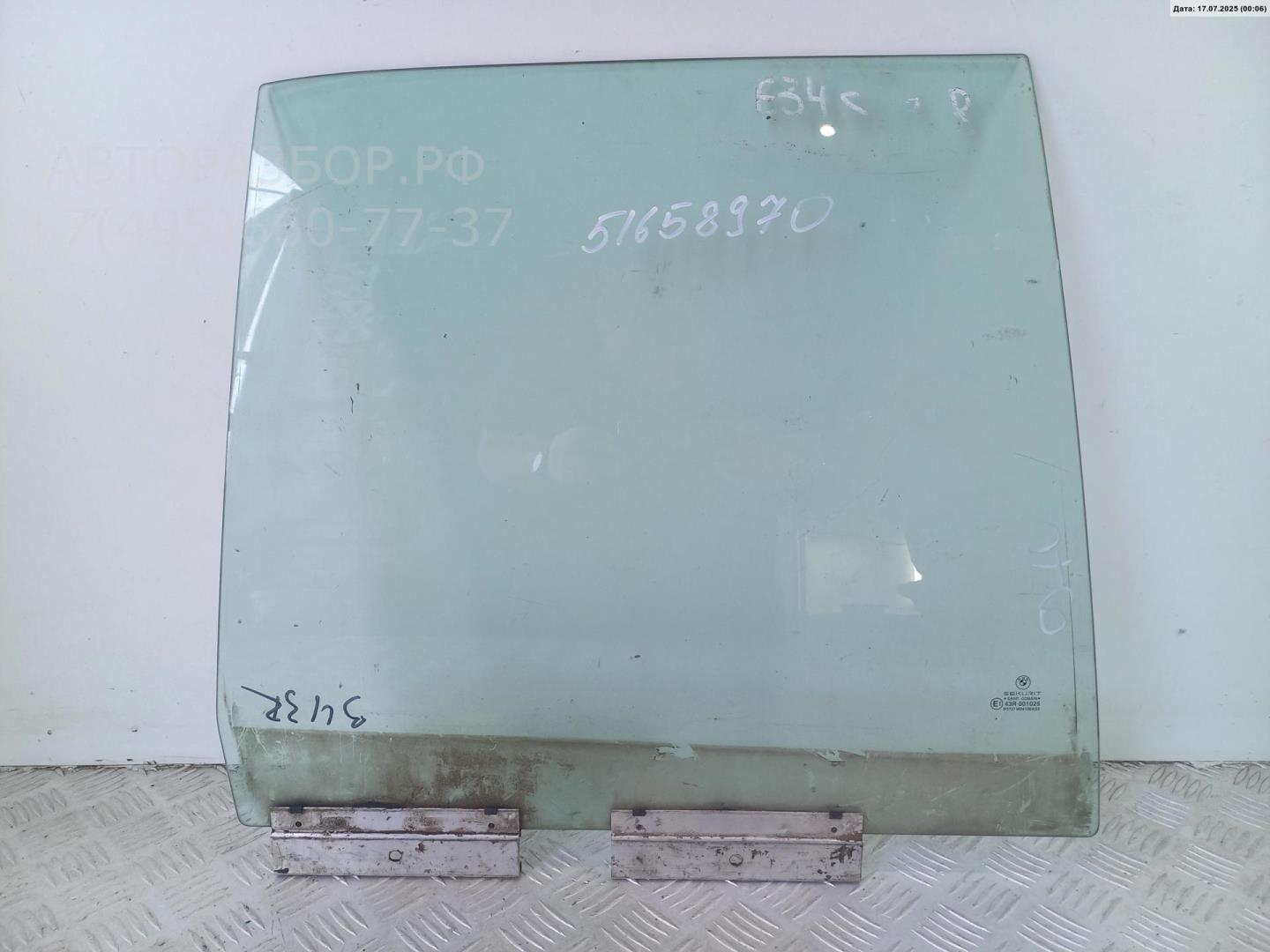 Стекло двери задней правой
