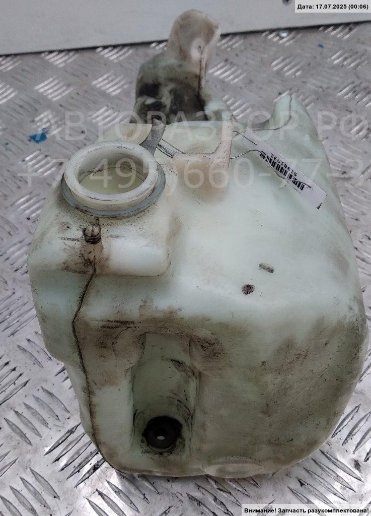 Бачок омывателя лобового стекла