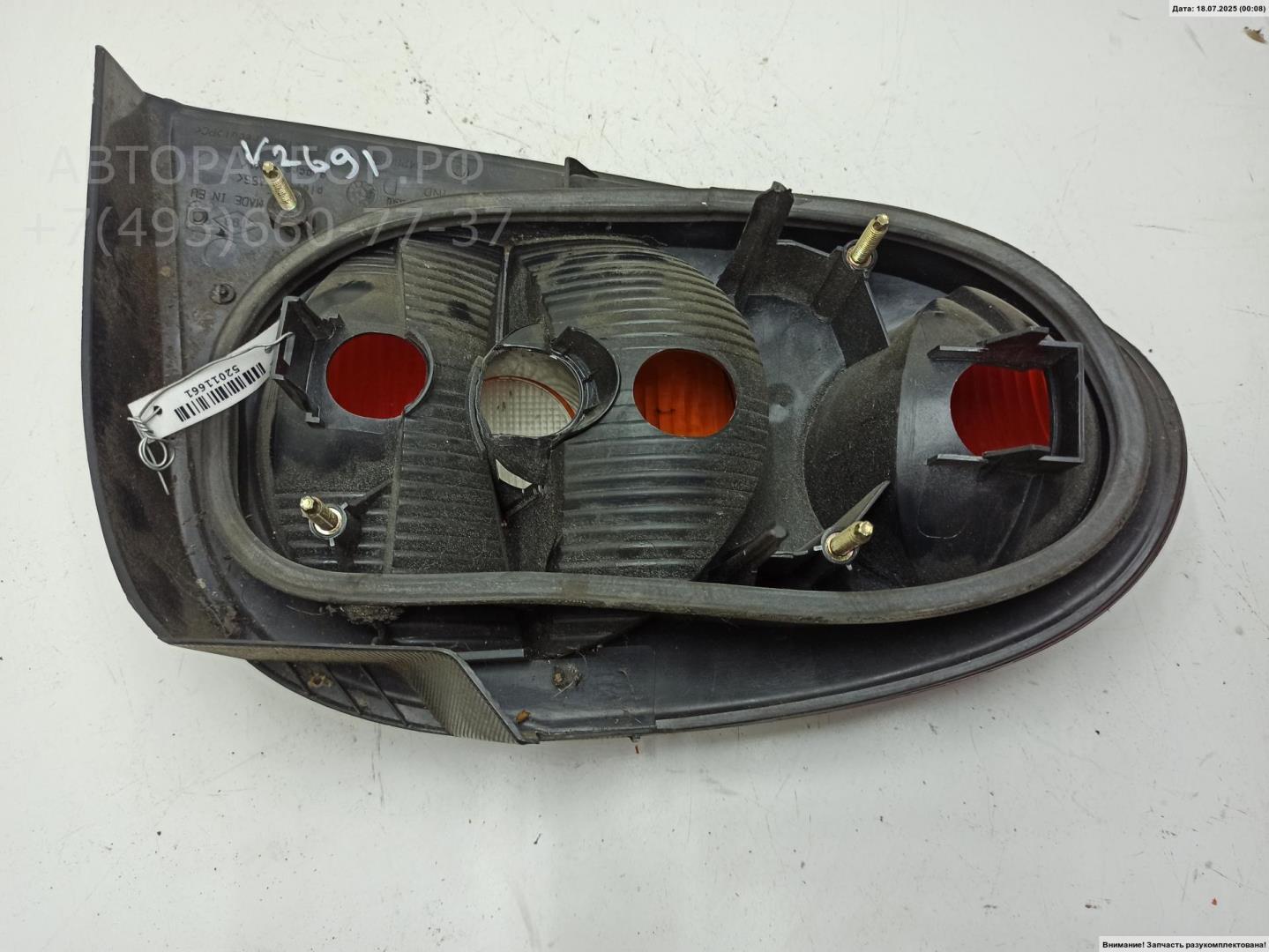 Фонарь задний правый