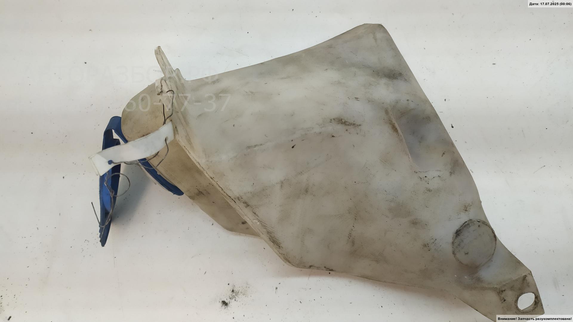 Бачок омывателя лобового стекла