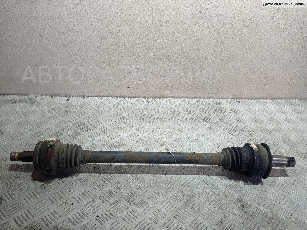 Полуось задняя