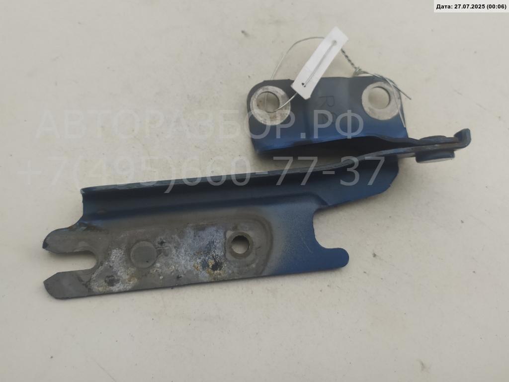 Петля капота правая