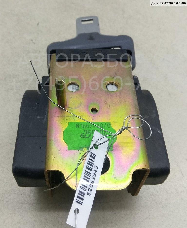 Ремень безопасности