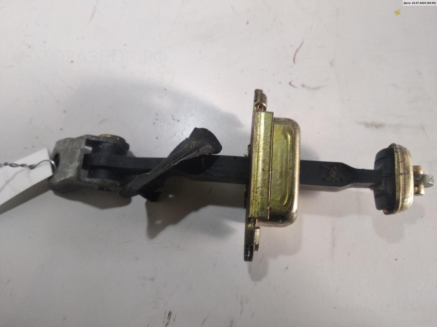 Ограничитель двери