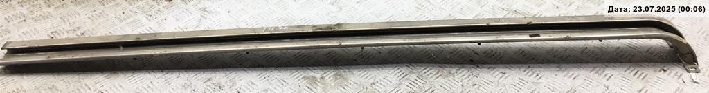 Направляющая двери сдвижной