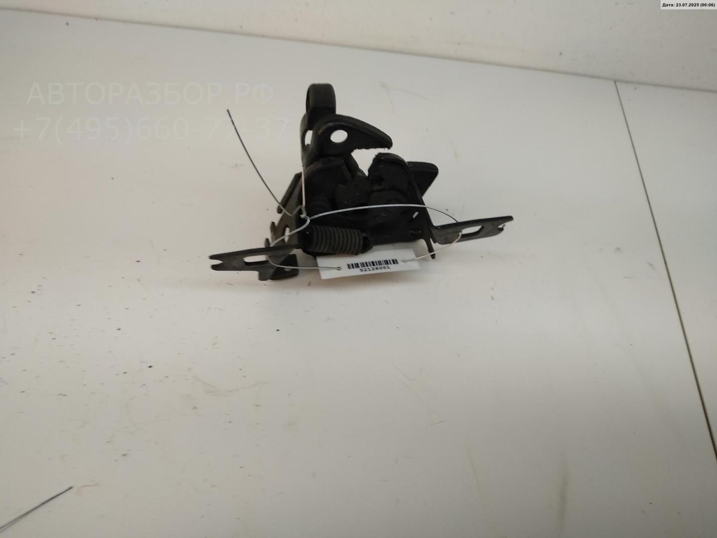 Замок капота