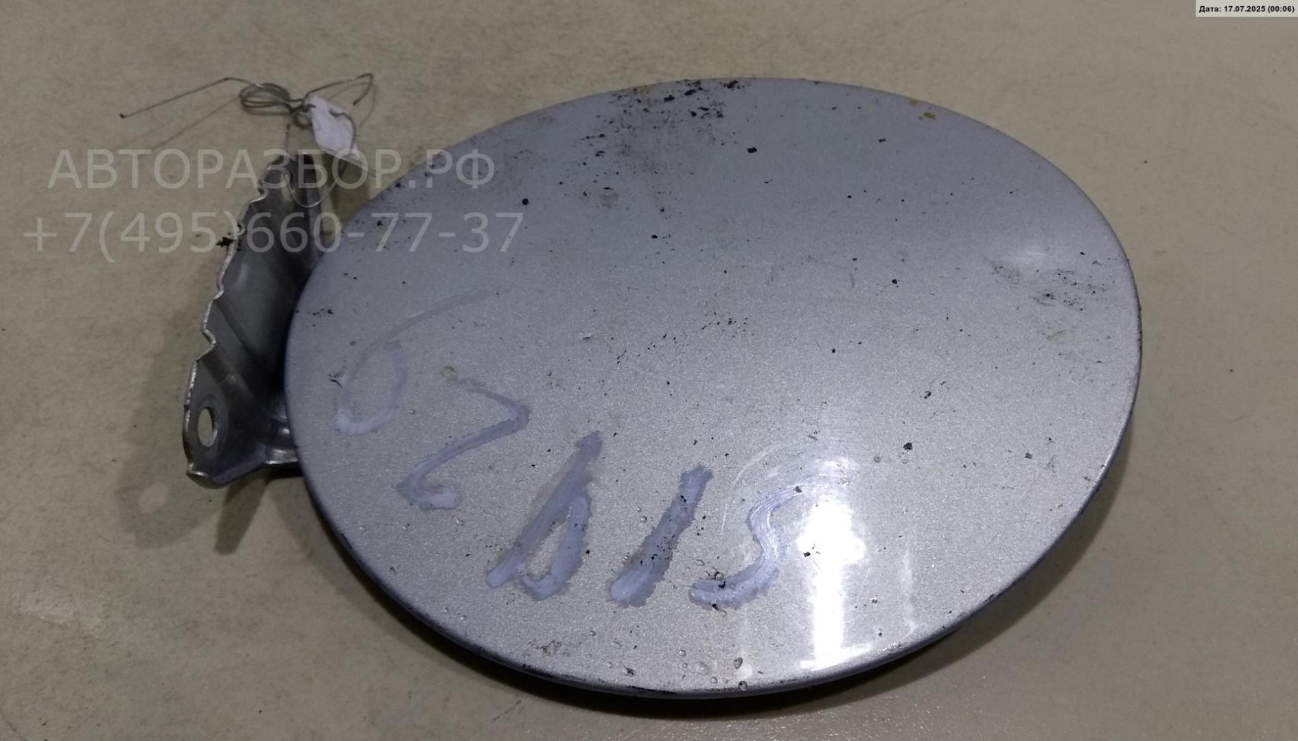 Лючок бензобака