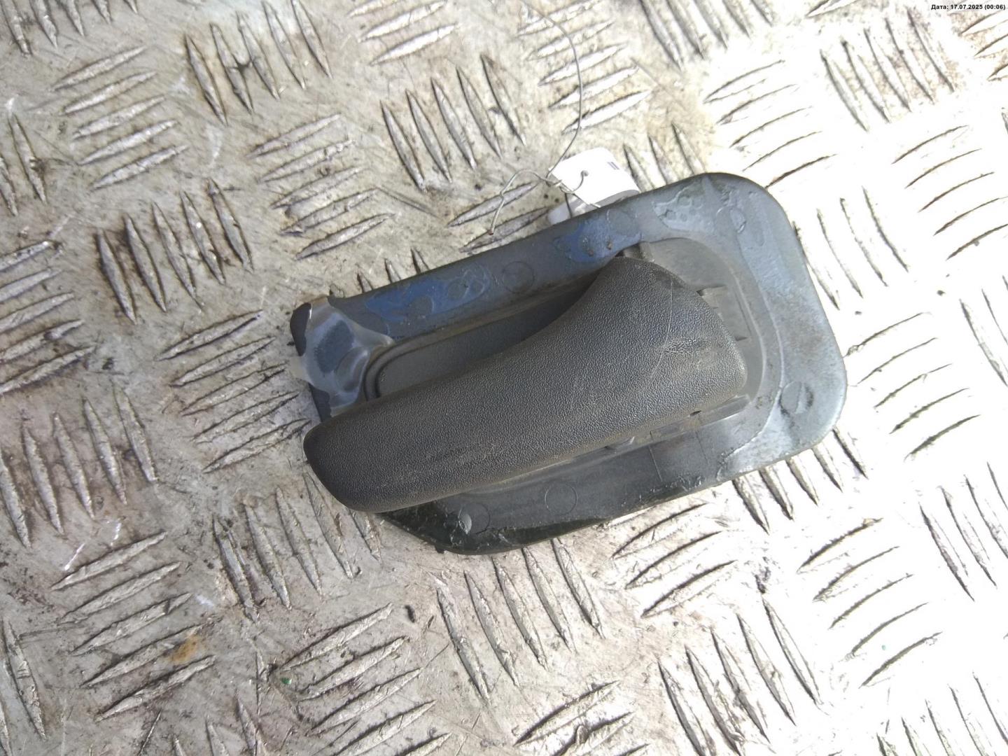 Ручка двери задней внутренняя правая