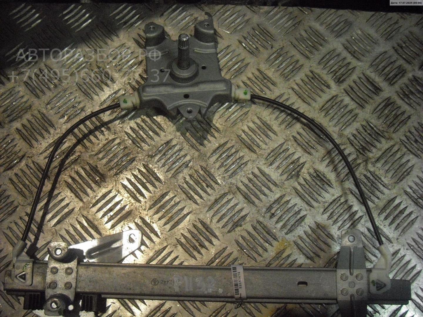 Стеклоподъемник механ. задний правый