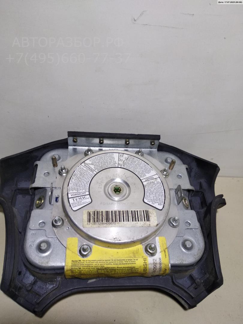 Подушка безопасности в рулевое колесо