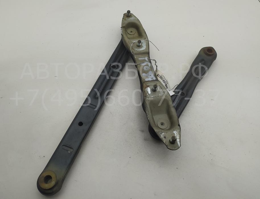 Петля капота правая