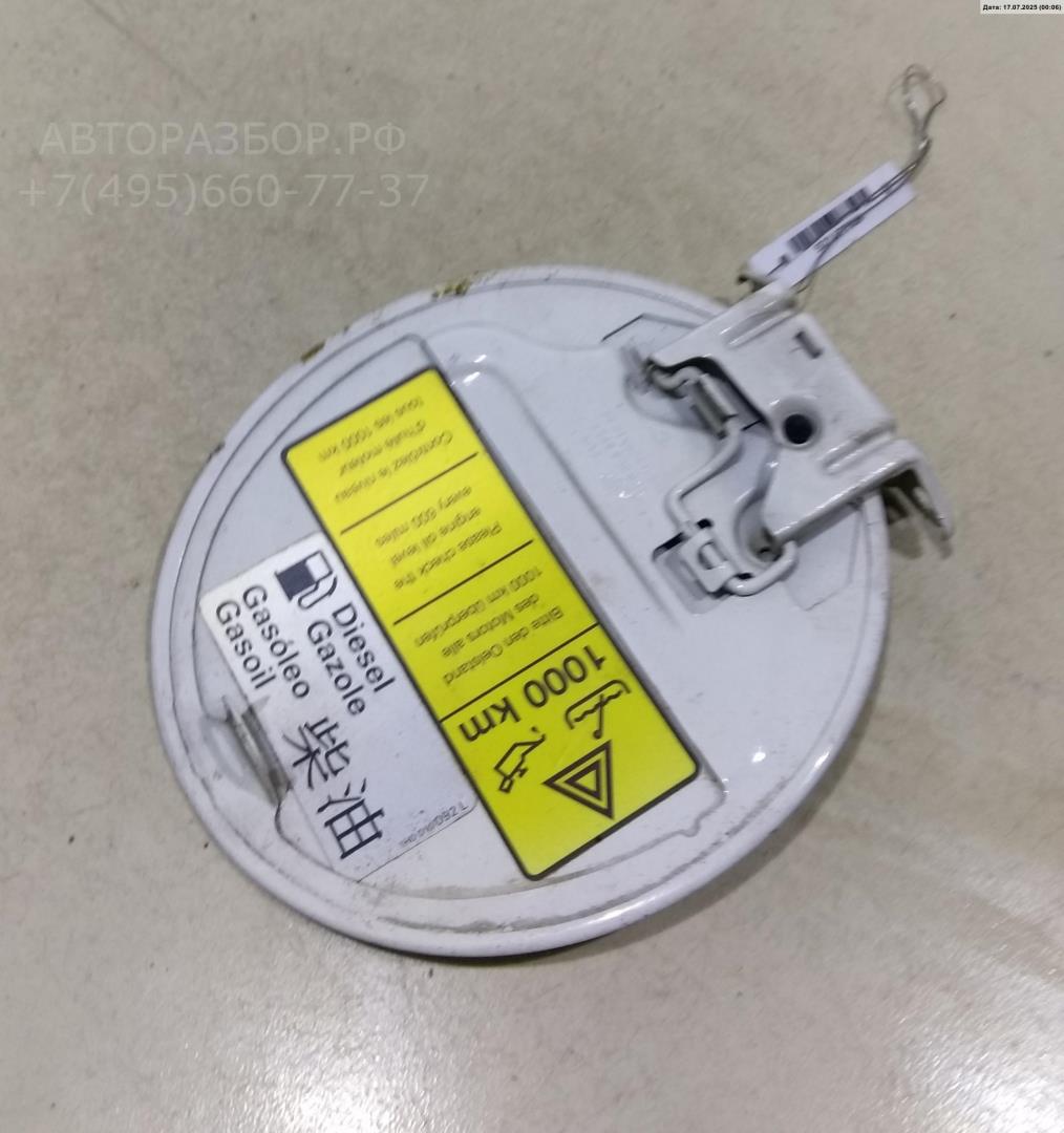 Лючок бензобака