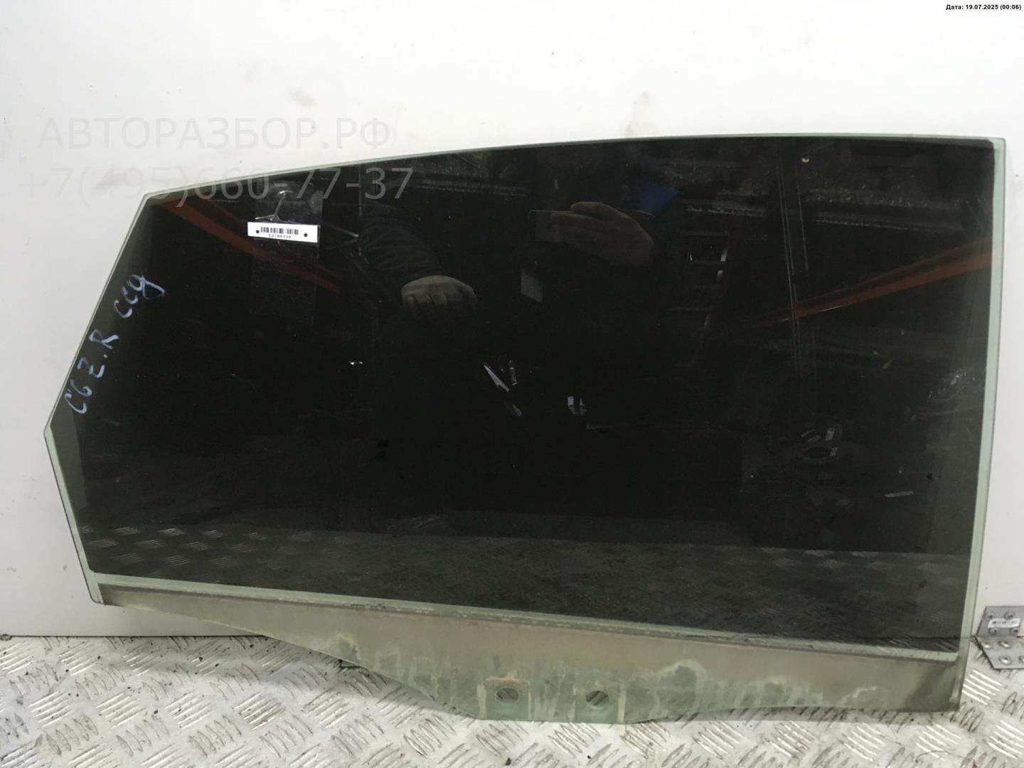 Стекло двери задней правой