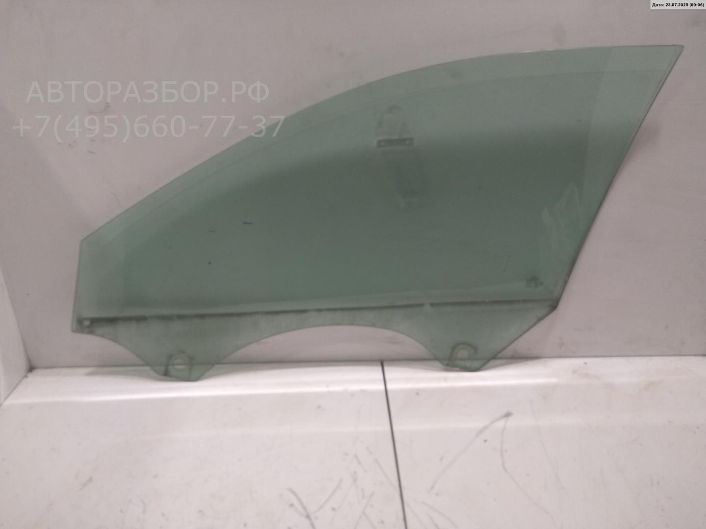 Стекло двери передней правой