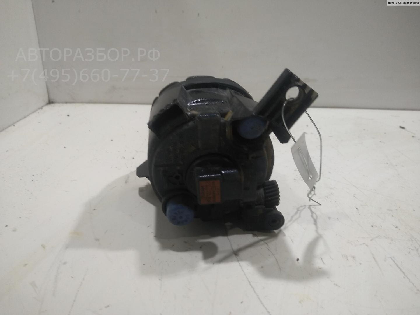 Фара противотуманная правая