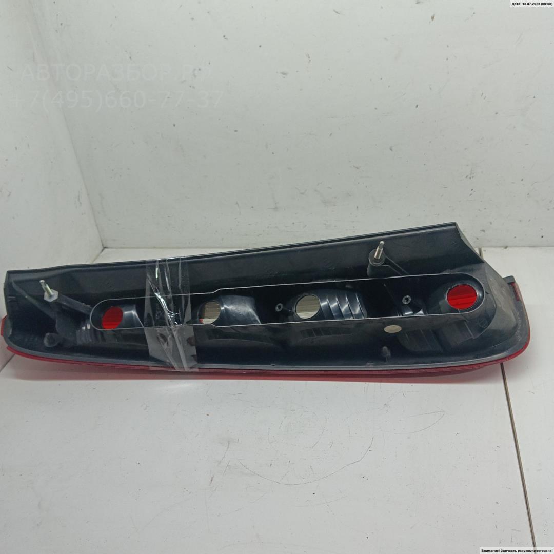 Фонарь задний правый